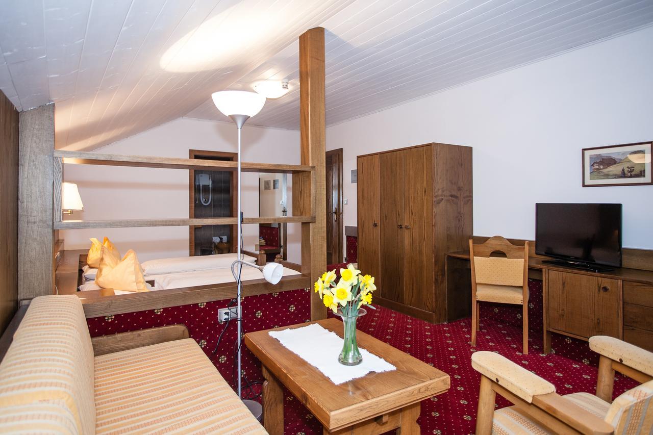 Hotel Am Wolfgrubenersee سوبرابولتْسانو المظهر الخارجي الصورة